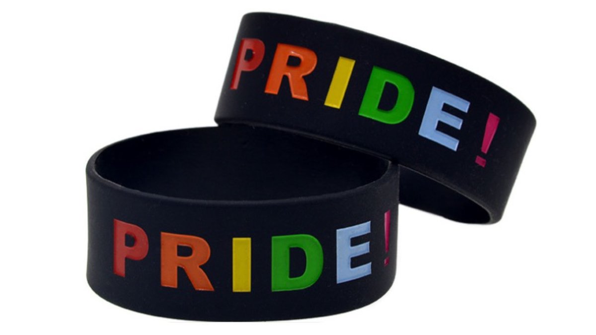 צמיד גאווה רחב עם הכיתוב "PRIDE"